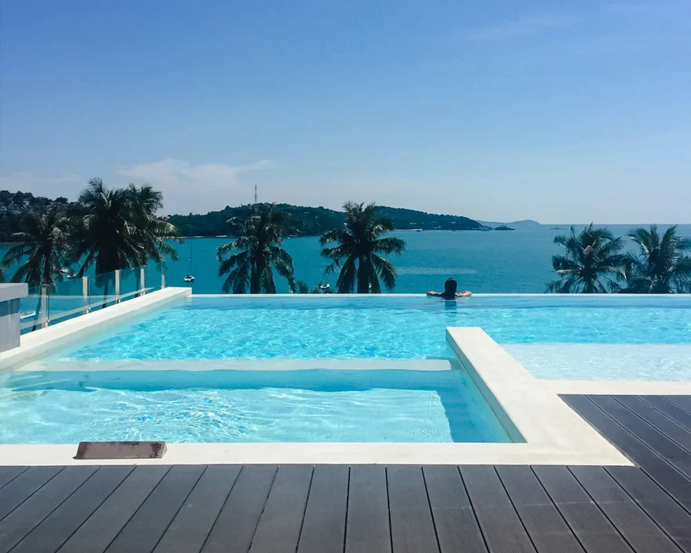 swimming pool